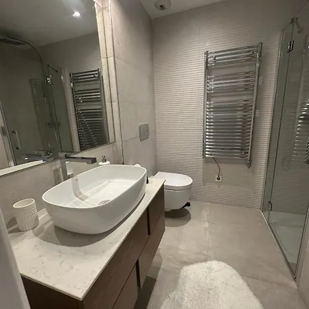 Bright With Breathtaking View Daire Estepona