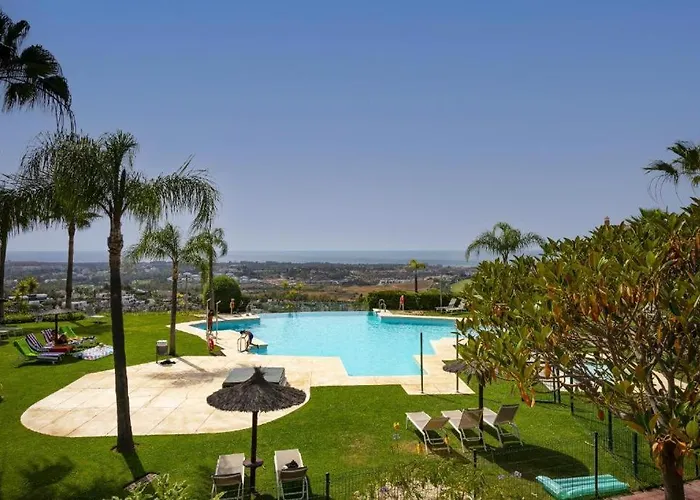 Apartment Bright With Breathtaking View Estepona