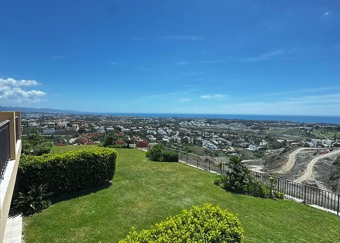 Bright With Breathtaking View * إِستيبونا