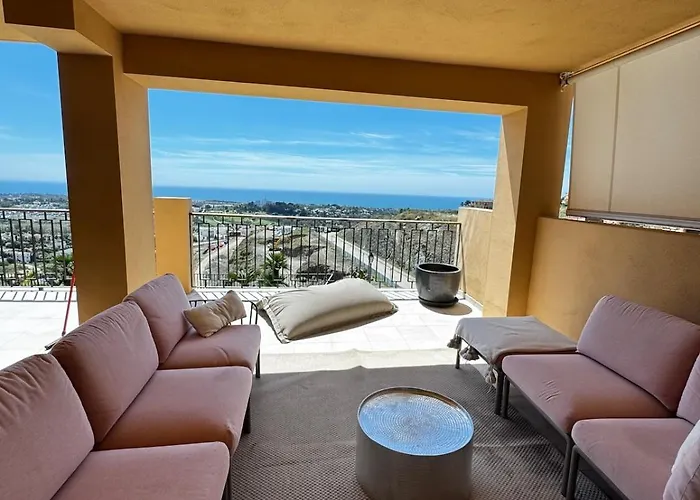 Bright With Breathtaking View * إِستيبونا