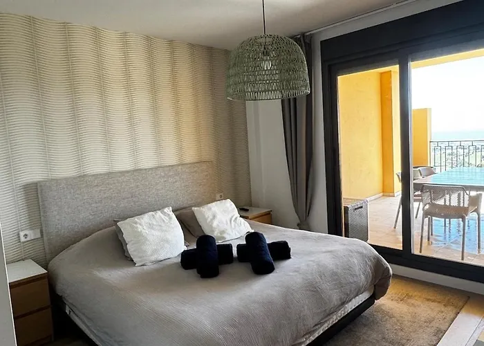 Apartment Bright With Breathtaking View